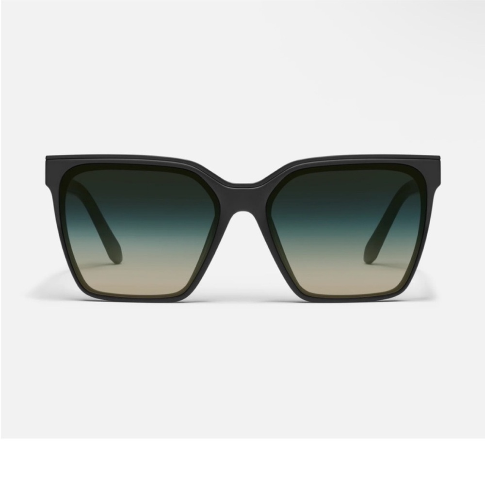 Quay level up sunglasses brand new